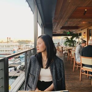 Meet your Posher, Leanne